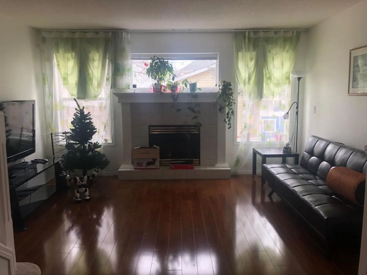 Guest house Hidden Valley Basement Suit H Calgary Canada